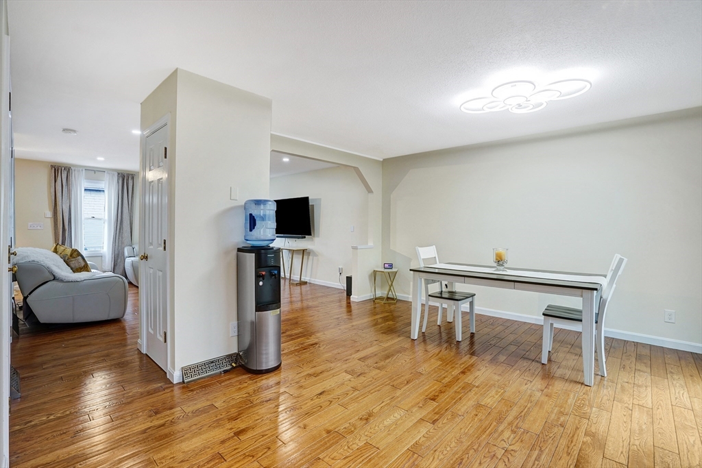 200 Lambert Ter # 11 Property Photo 10