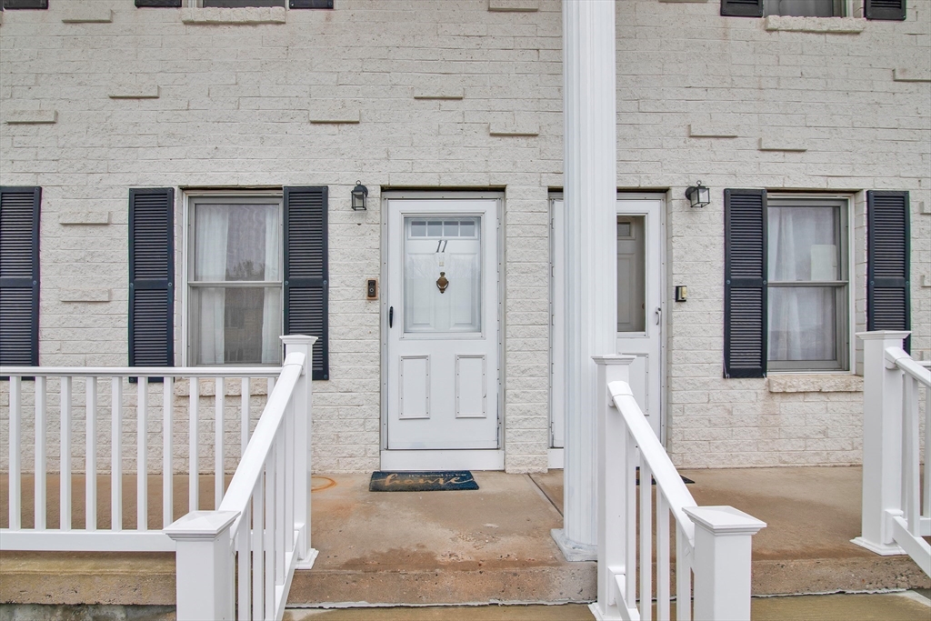 200 Lambert Ter # 11 Property Photo 24