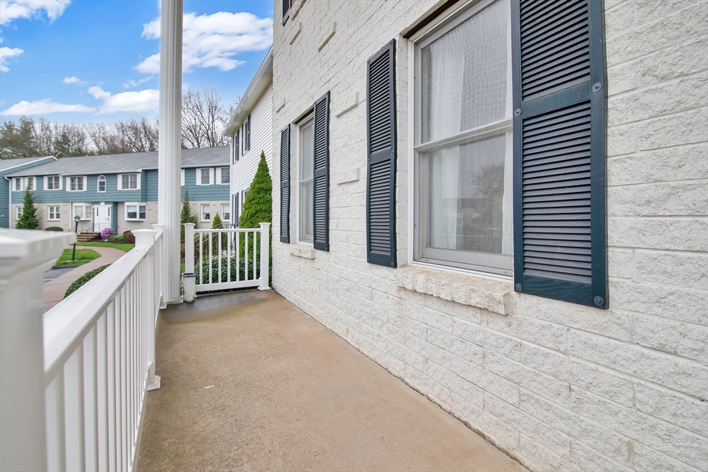 200 Lambert Ter # 11 Property Photo 25