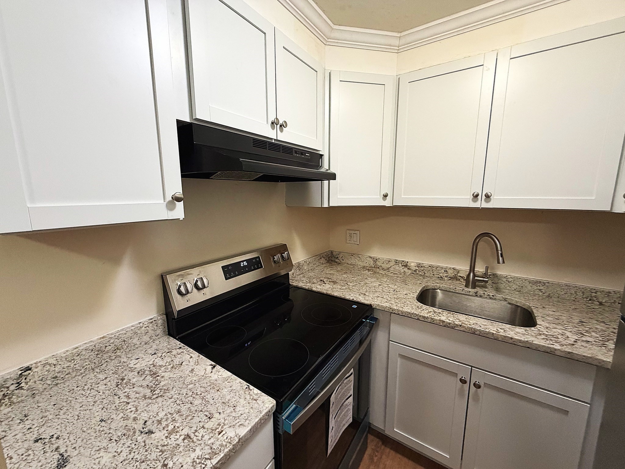 9 Hannon St Property Photo 10