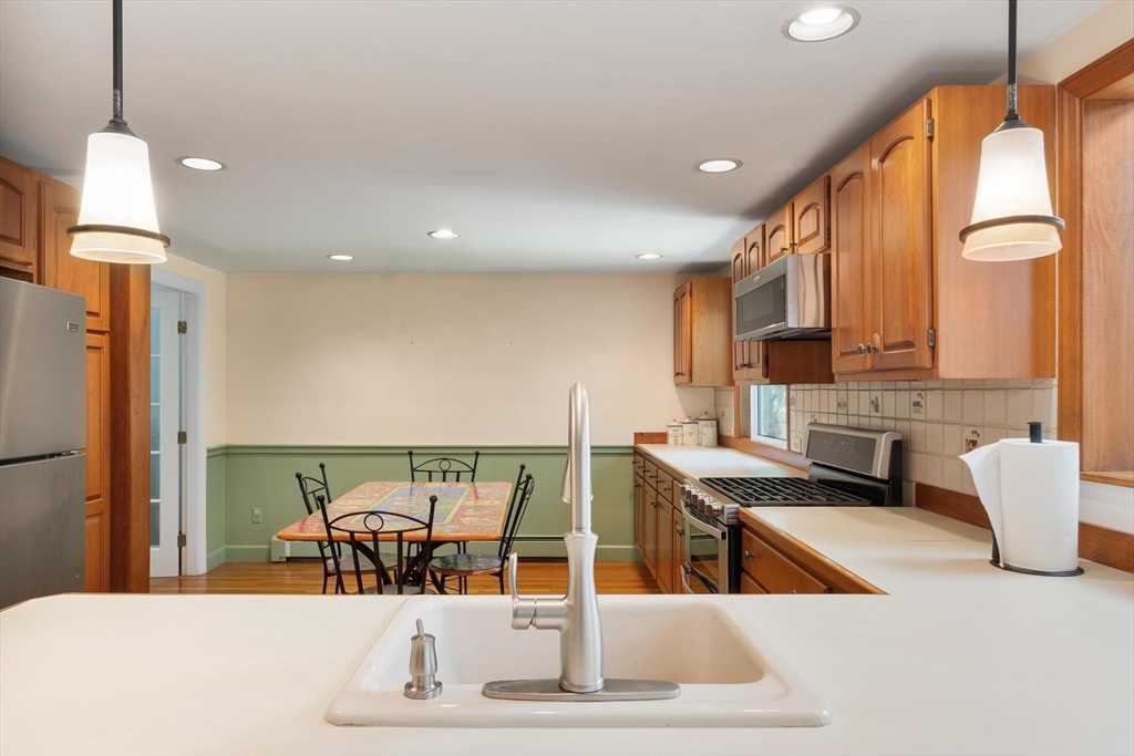 5 Hemlock Street Property Photo 16