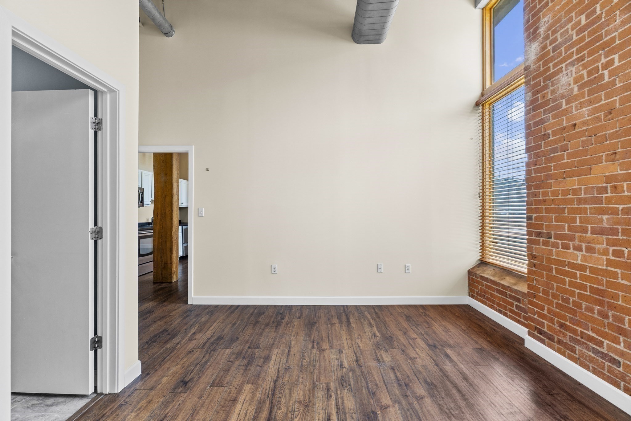 146 Court St # 103 Property Photo 16