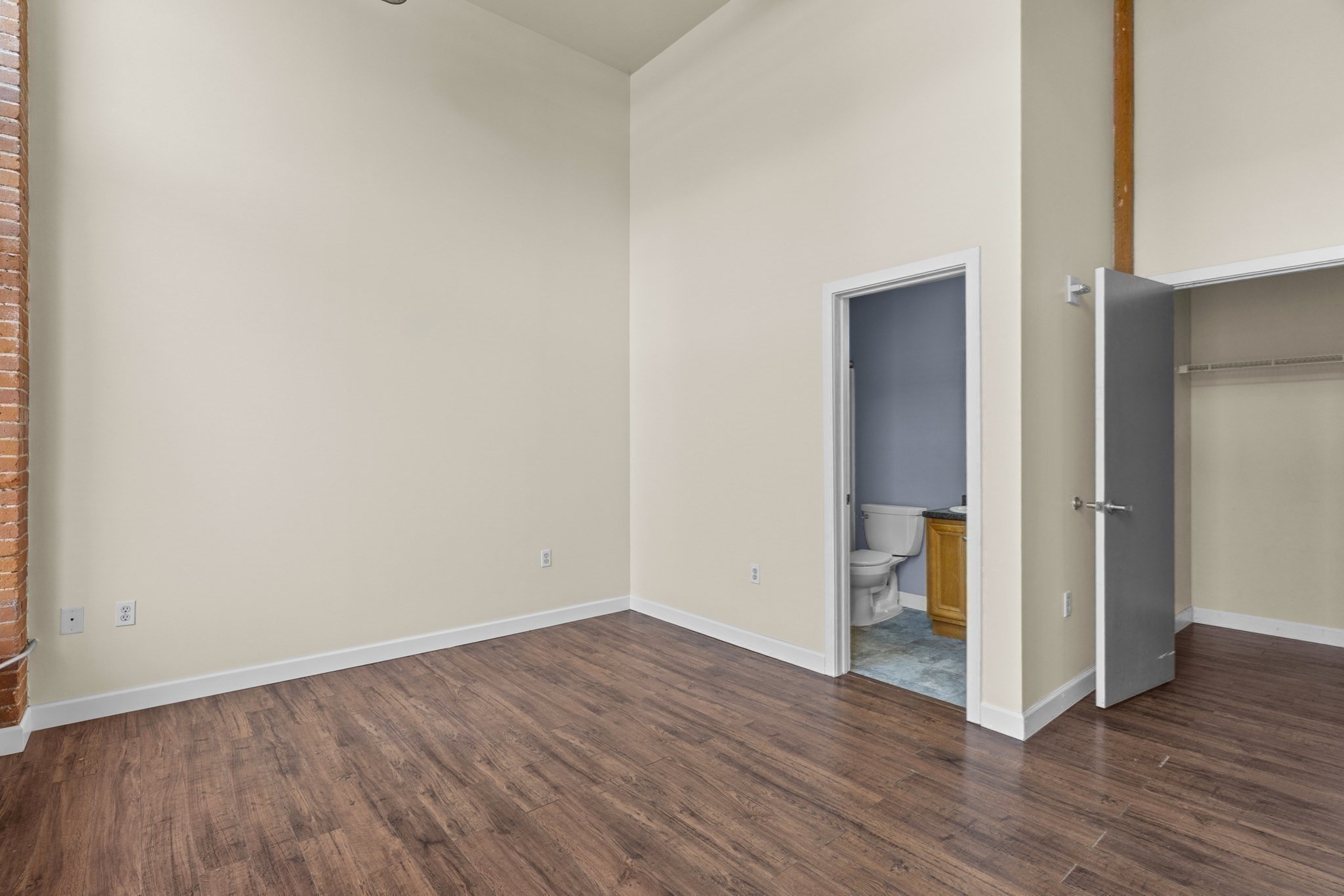 146 Court St # 103 Property Photo 18