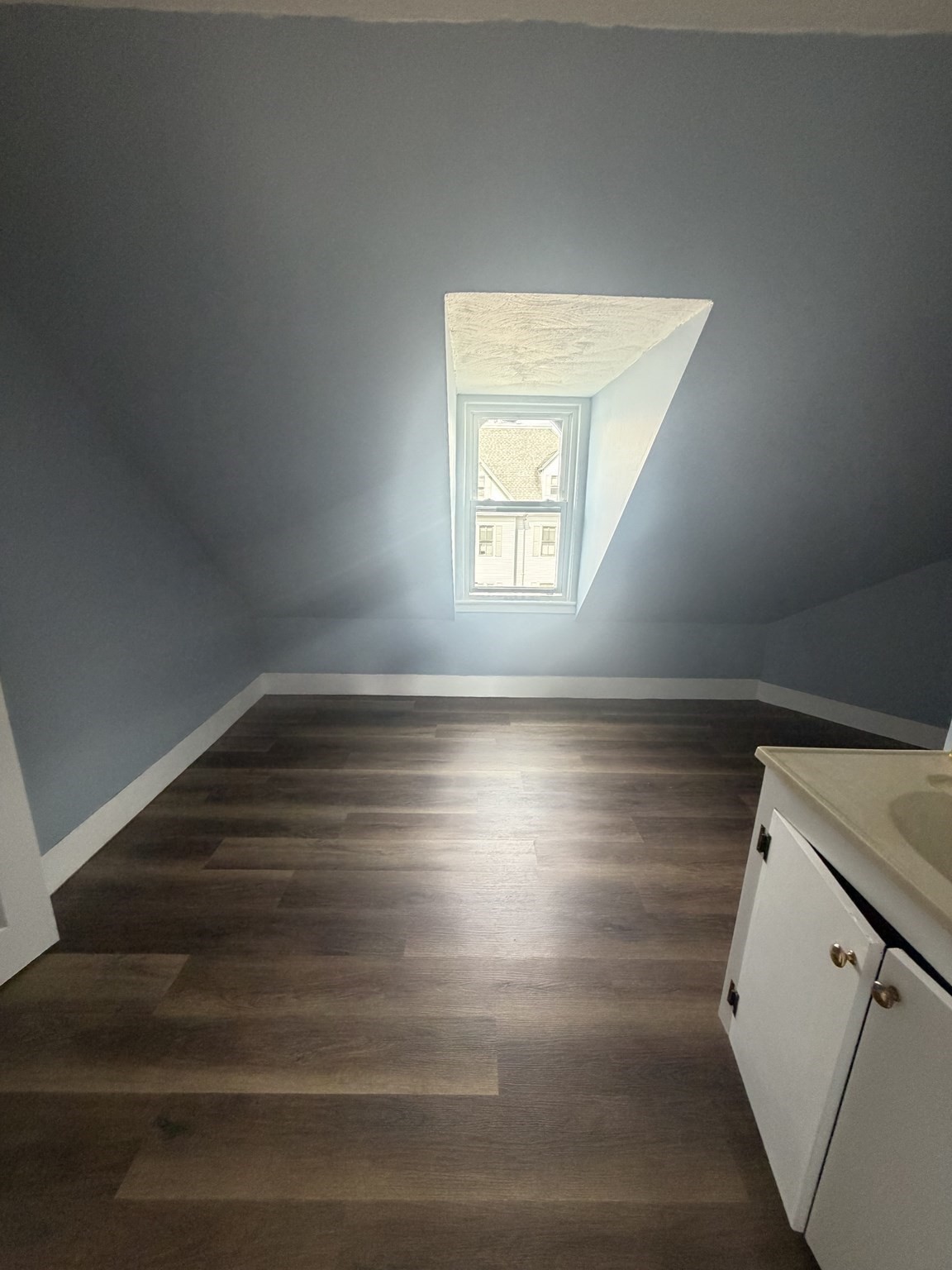 430 Cohannet # 3 Property Photo 8