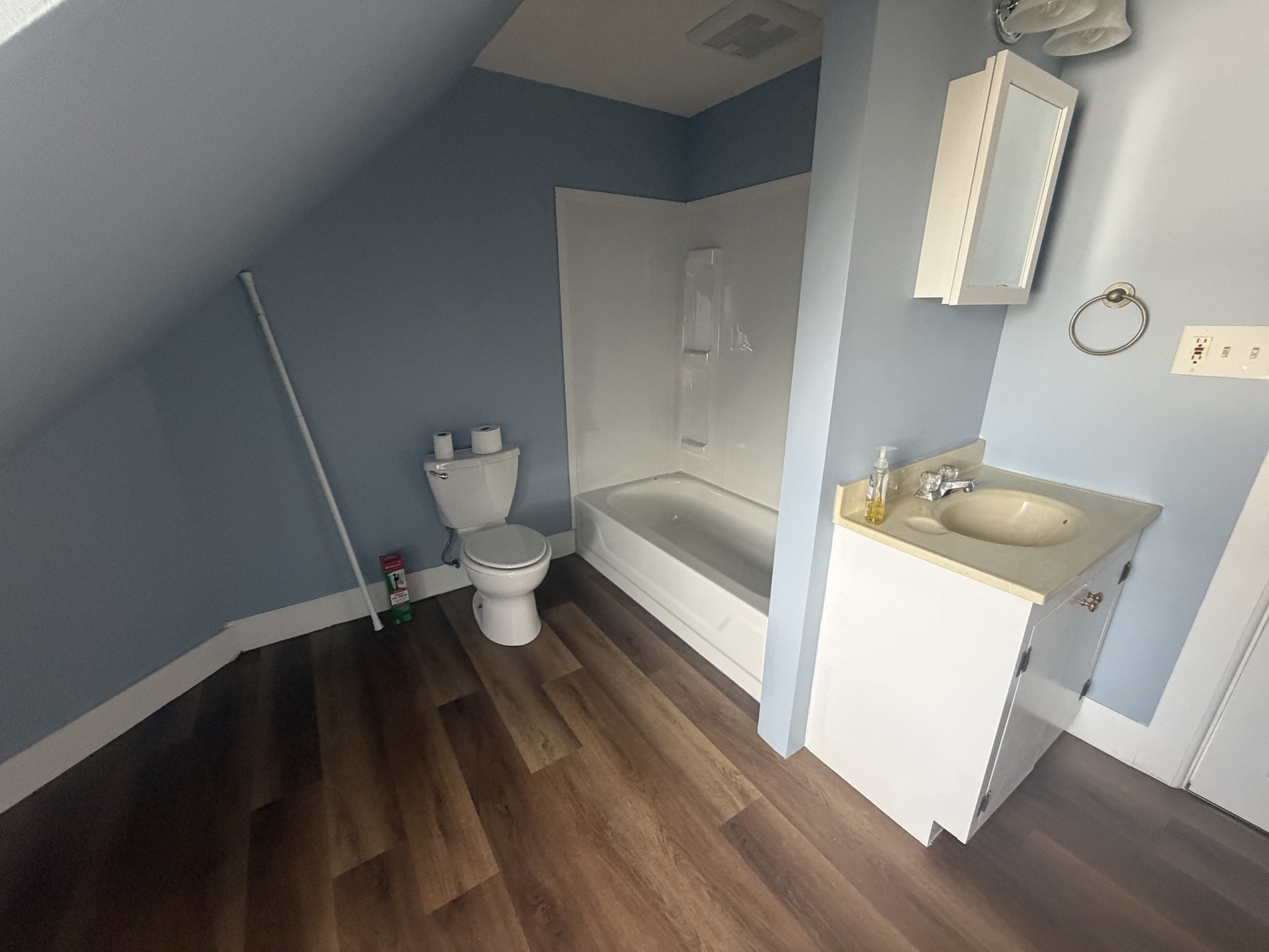430 Cohannet # 3 Property Photo 10