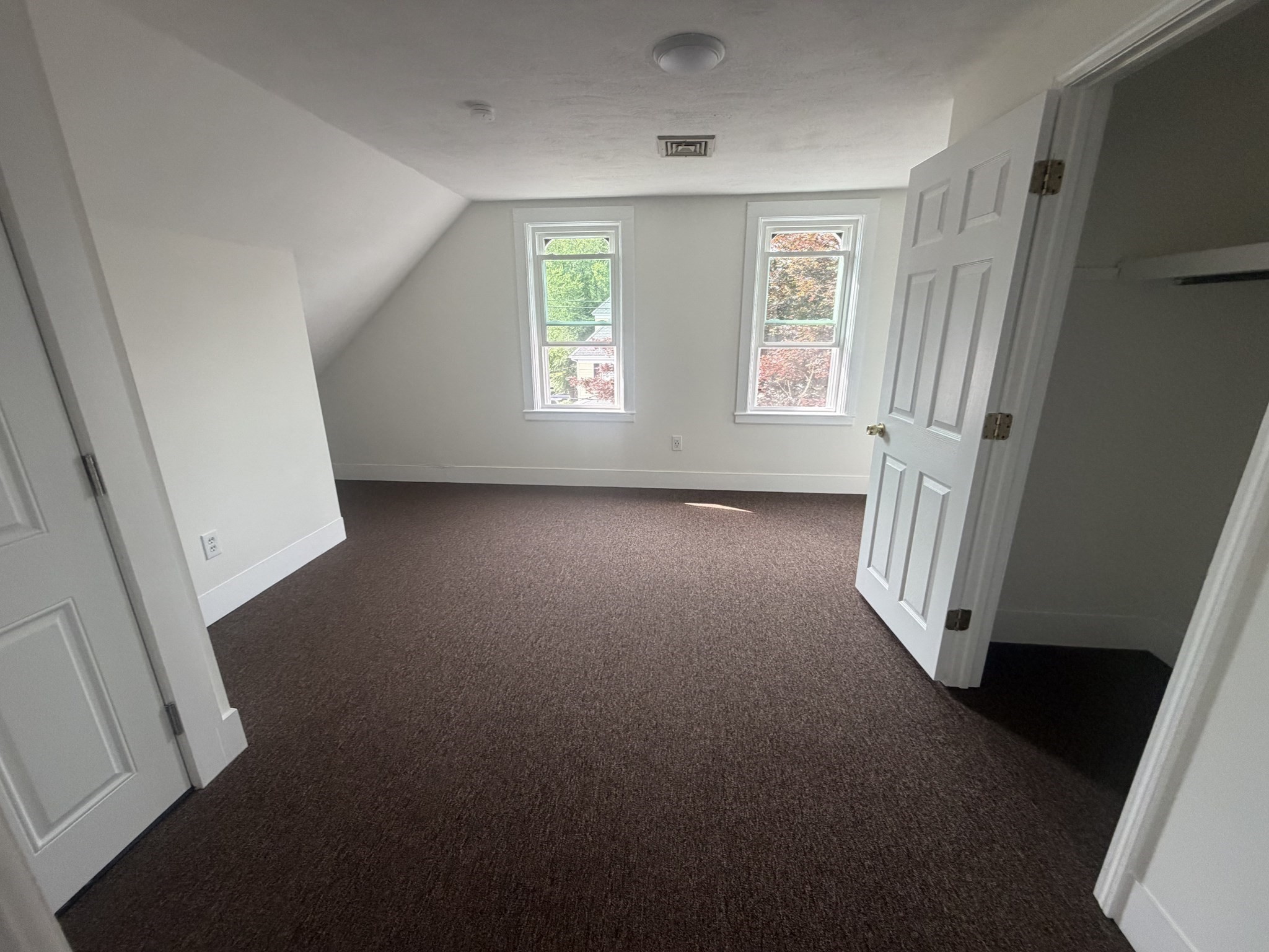 430 Cohannet # 3 Property Photo 12