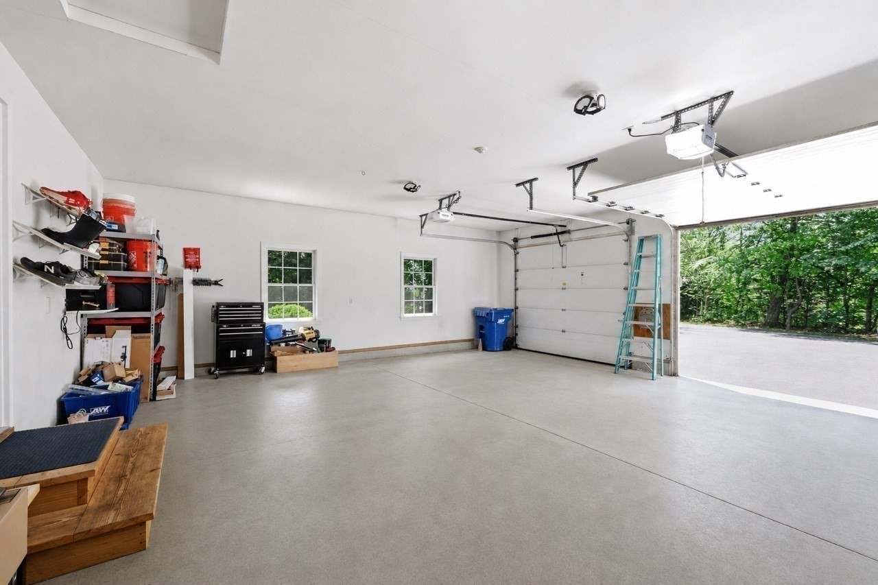 106 Valley Rd Property Photo 8
