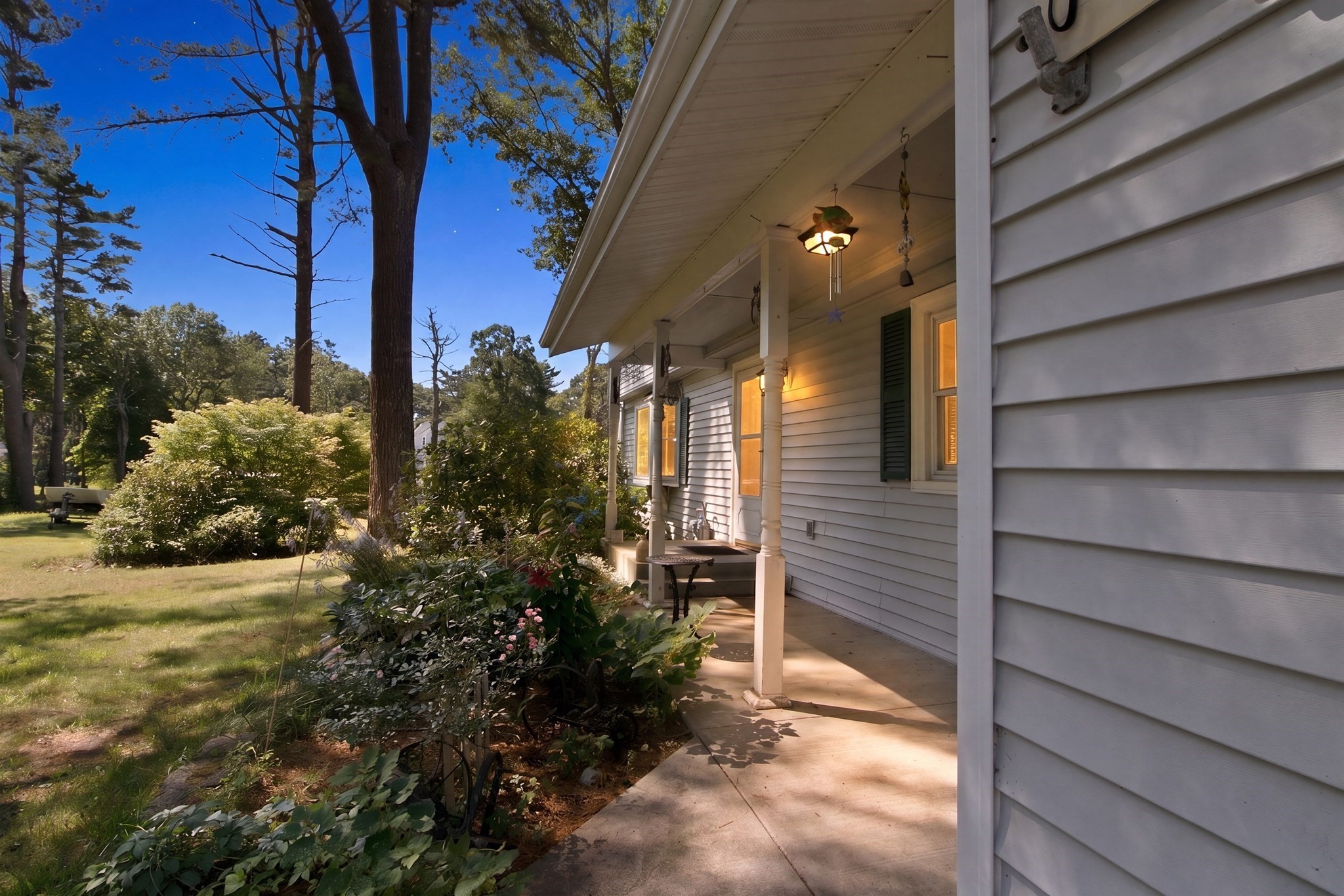 10 Roberta Drive Property Photo 3