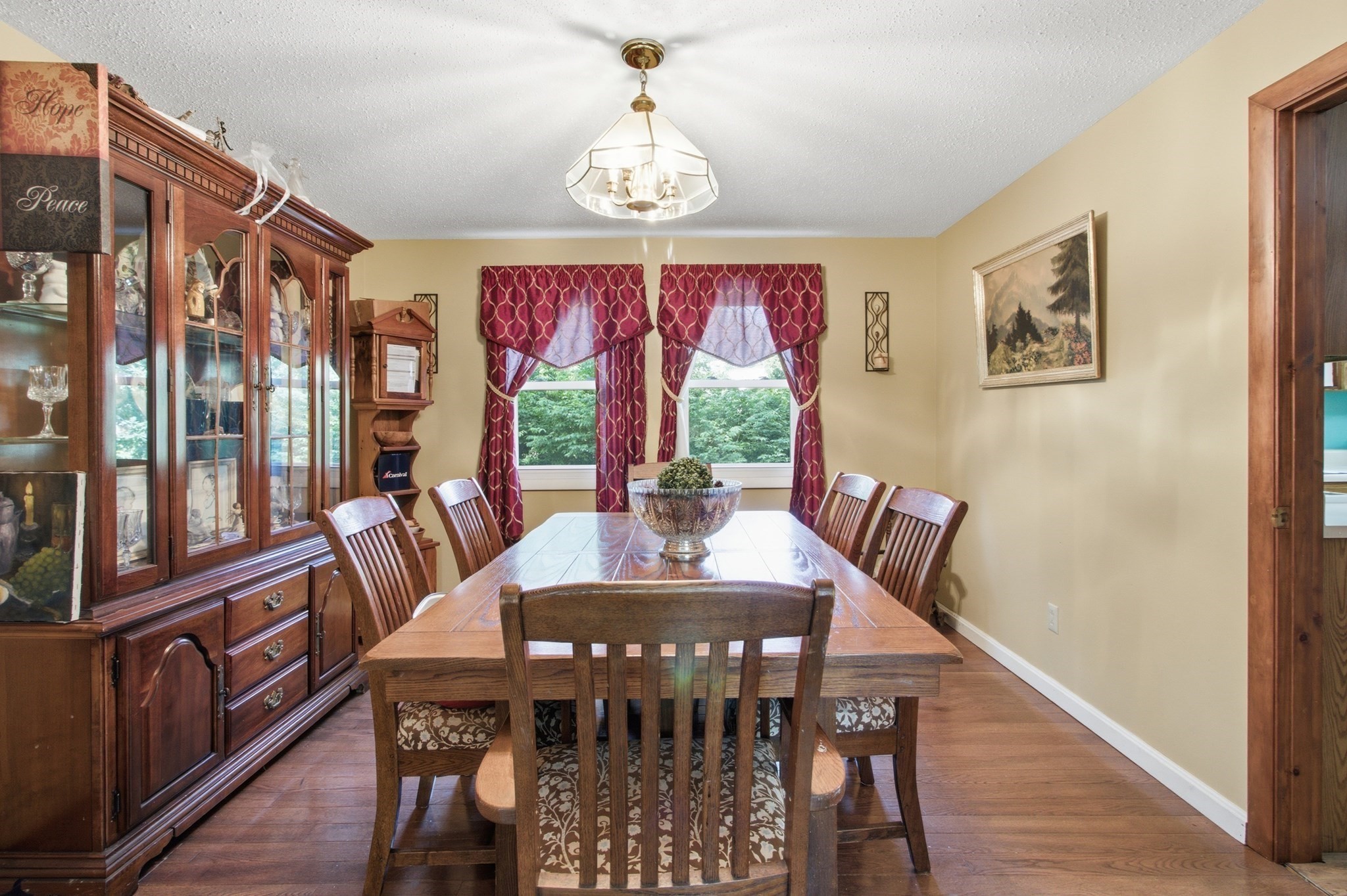10 Roberta Drive Property Photo 7