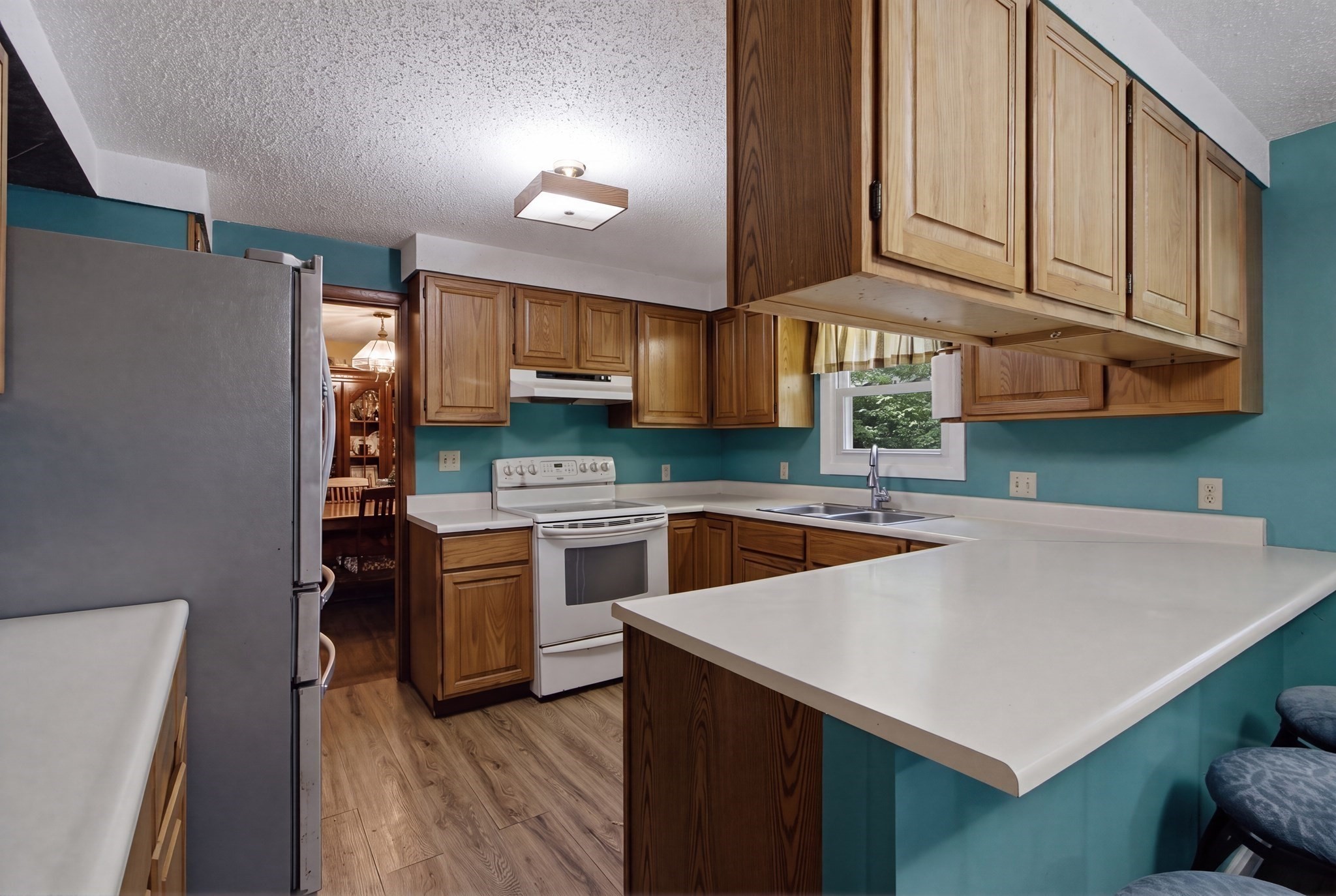 10 Roberta Drive Property Photo 8