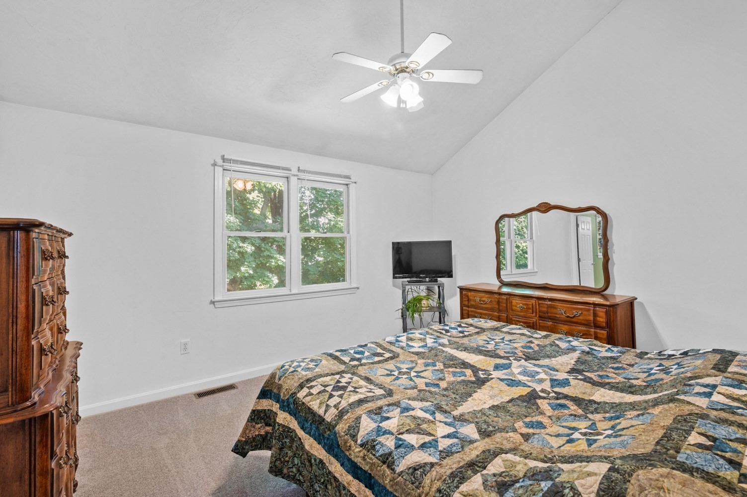 11 Fleming St Property Photo 18