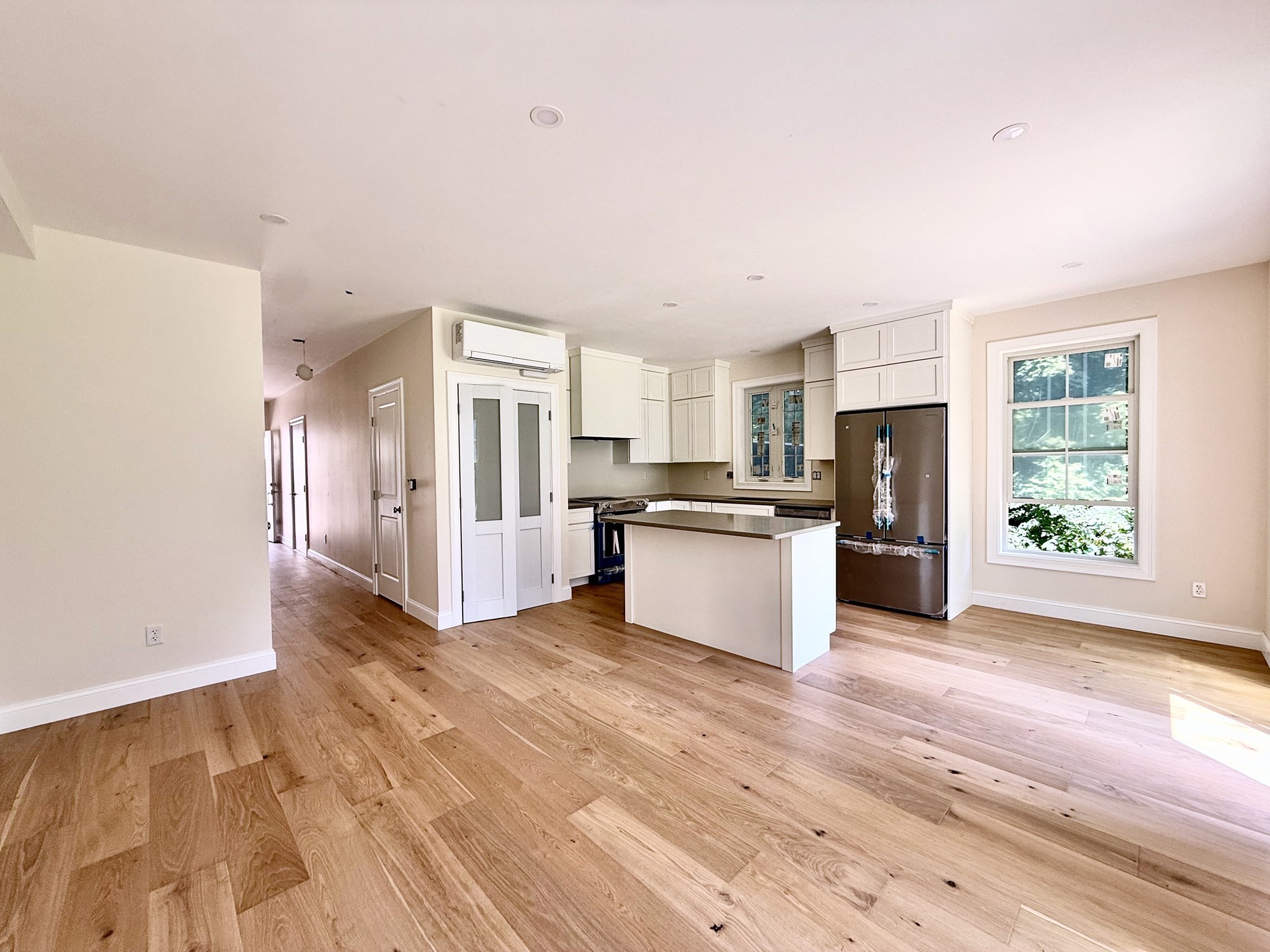 94 Lyman Rd # B Property Photo 4