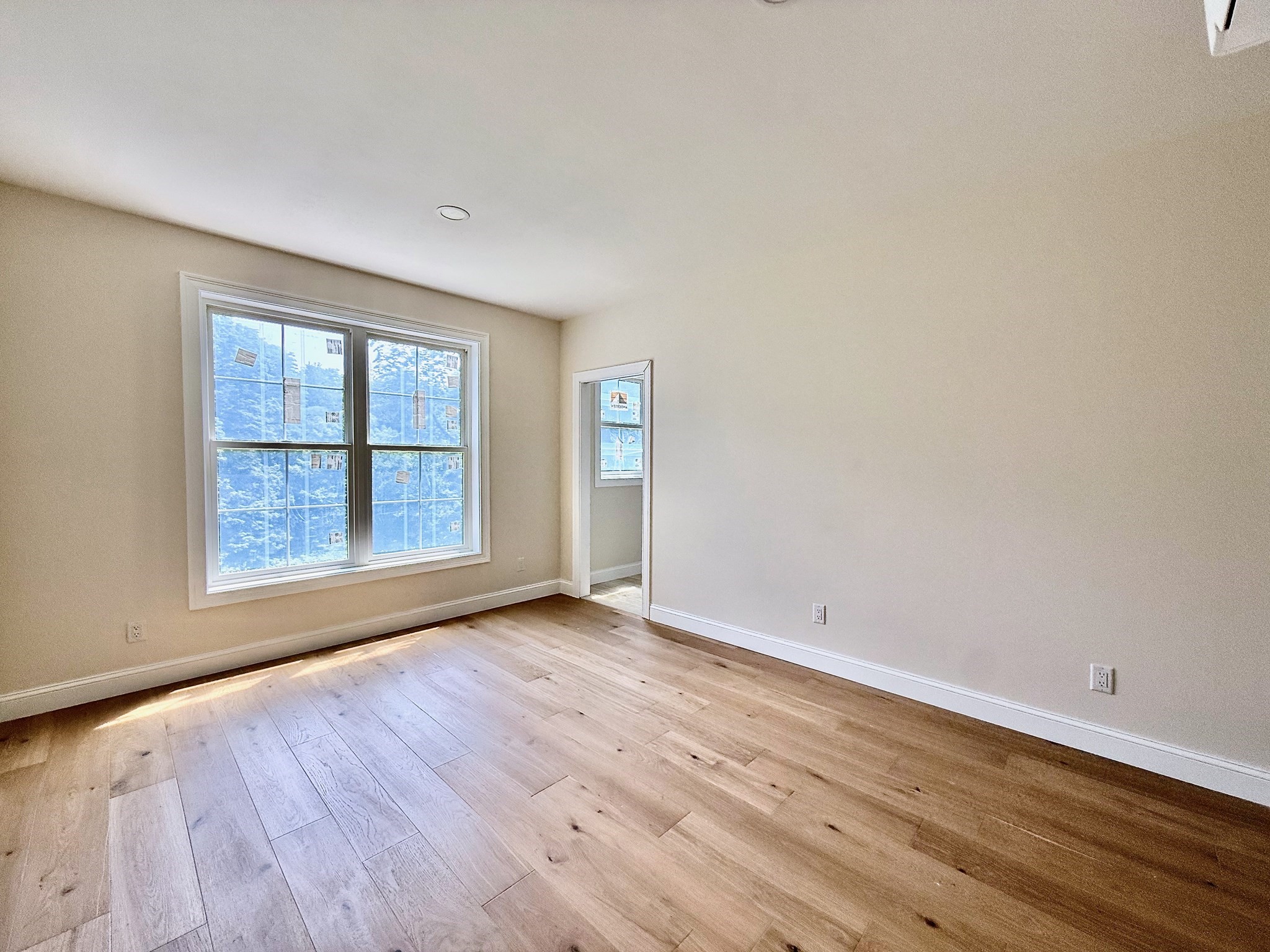94 Lyman Rd # B Property Photo 9