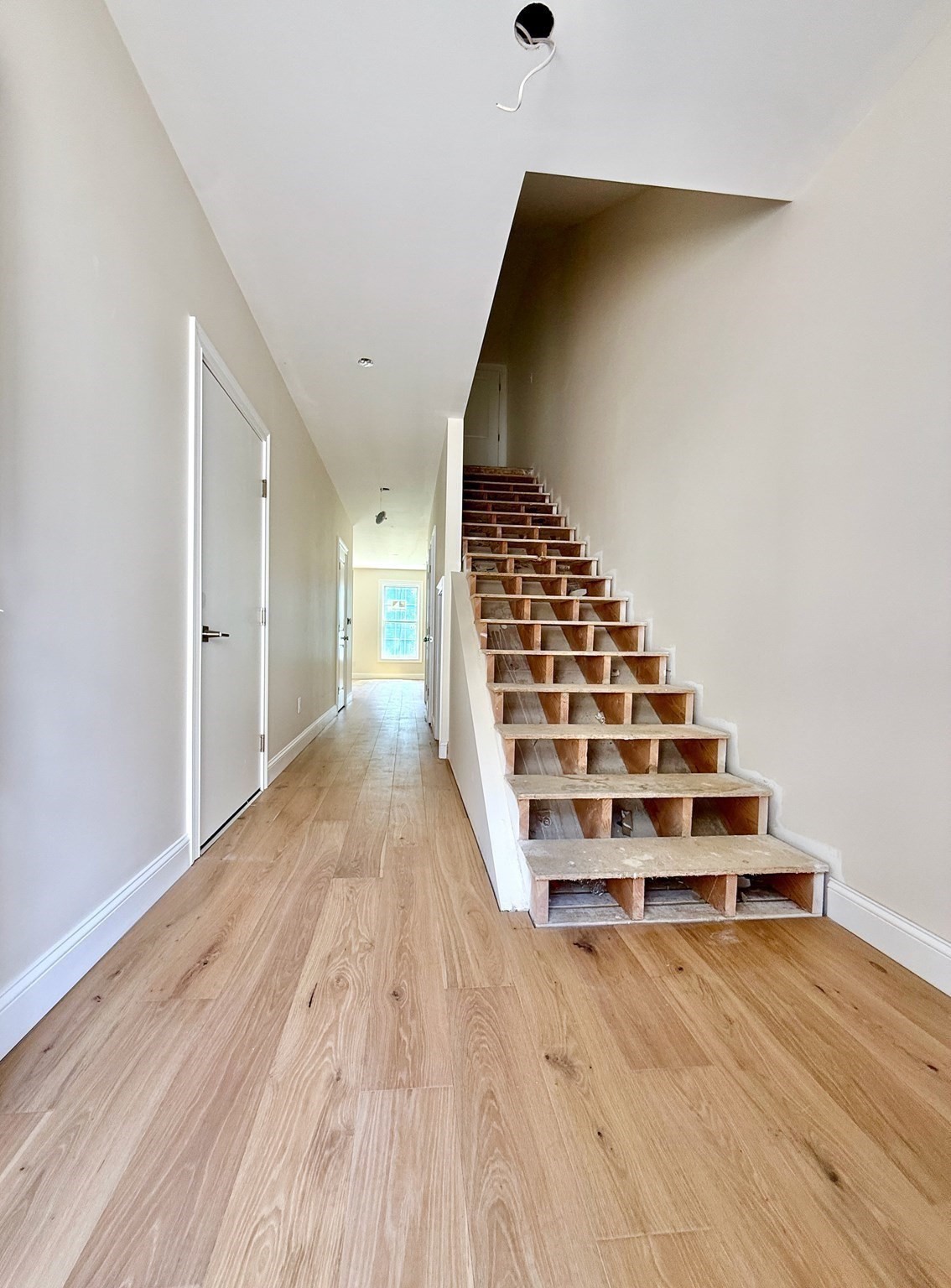 94 Lyman Rd # A Property Photo 6