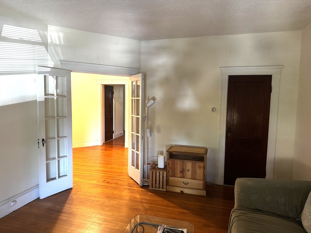 235 Rawson # 4 Property Photo 16