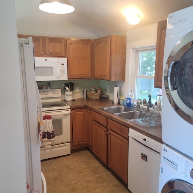 32 Chadwick Ave Property Photo 3