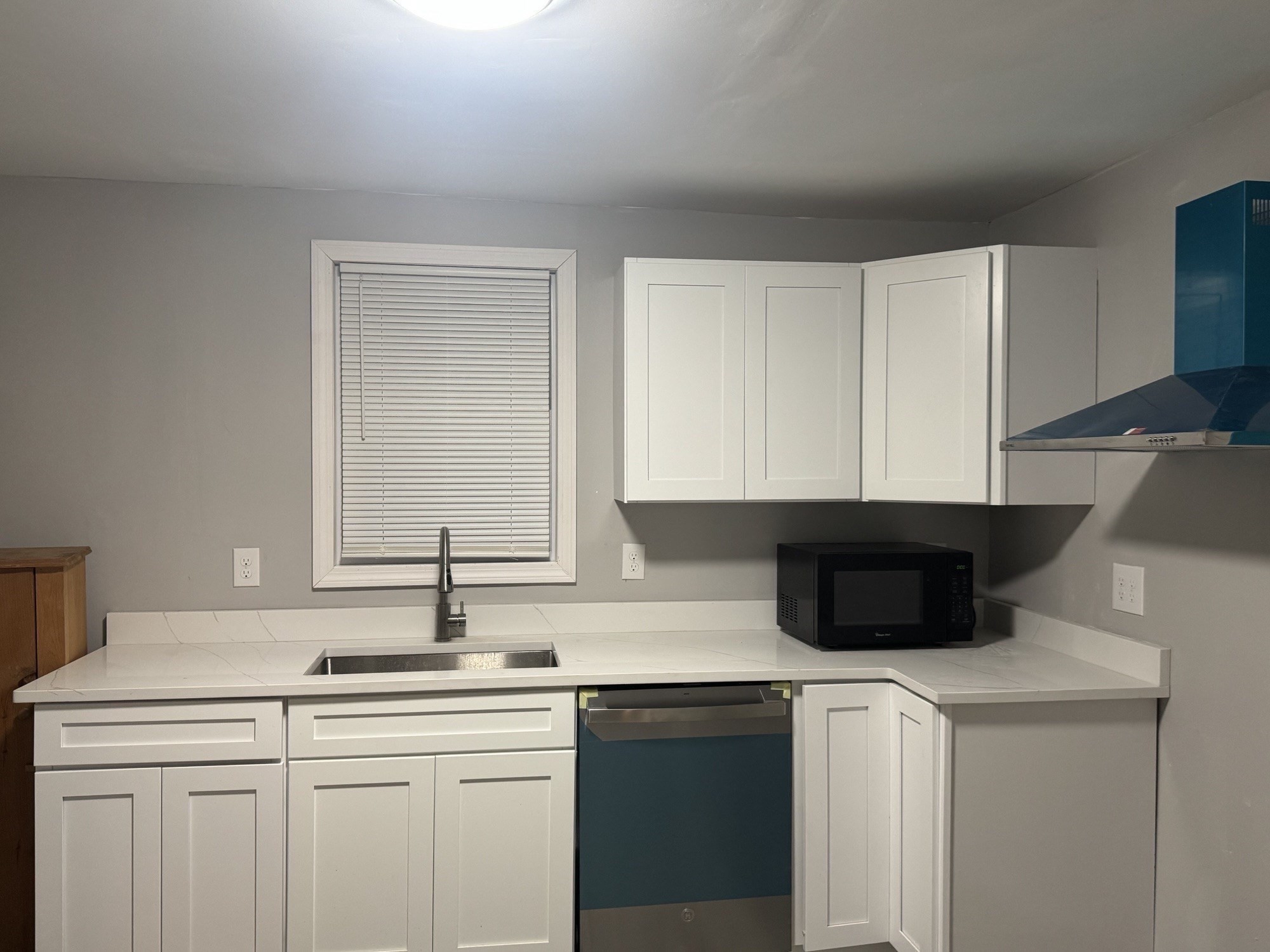 8 Robertson Dr Property Photo 9
