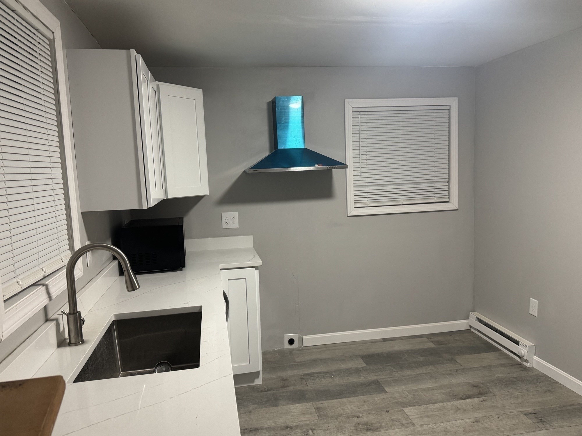 8 Robertson Dr Property Photo 10