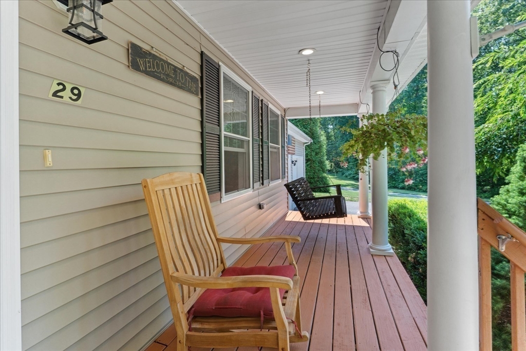 29 Junction Cirlce Property Photo 11