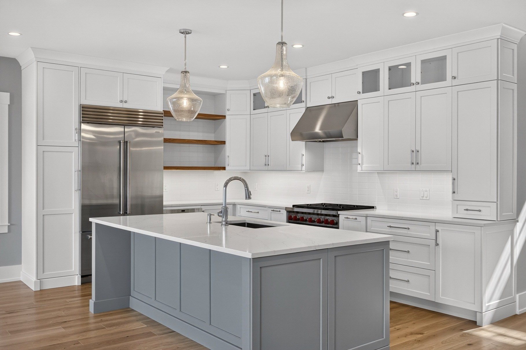 533 Woods Hole Road # B102 Property Photo 2