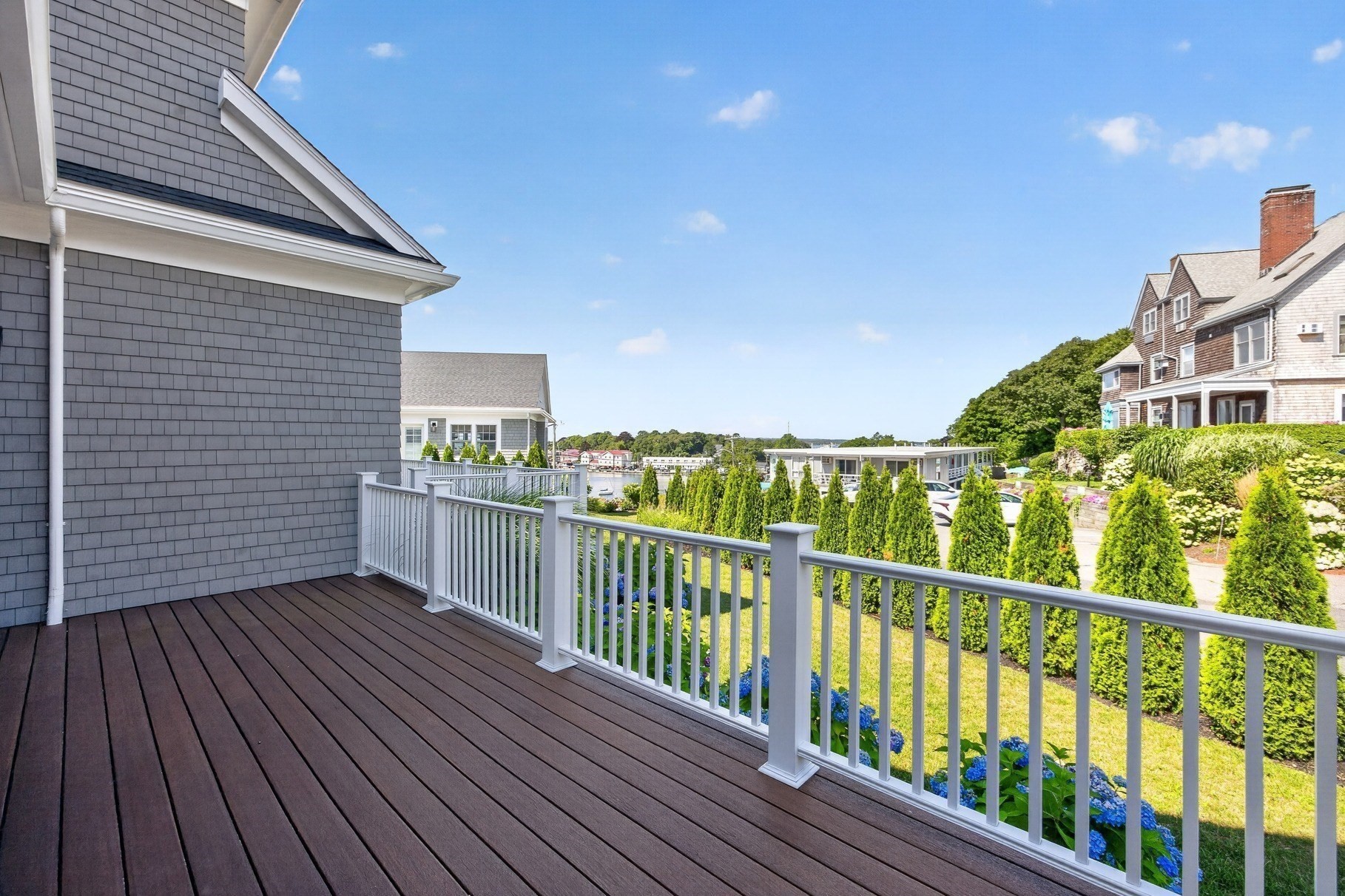 533 Woods Hole Road # B102 Property Photo 3