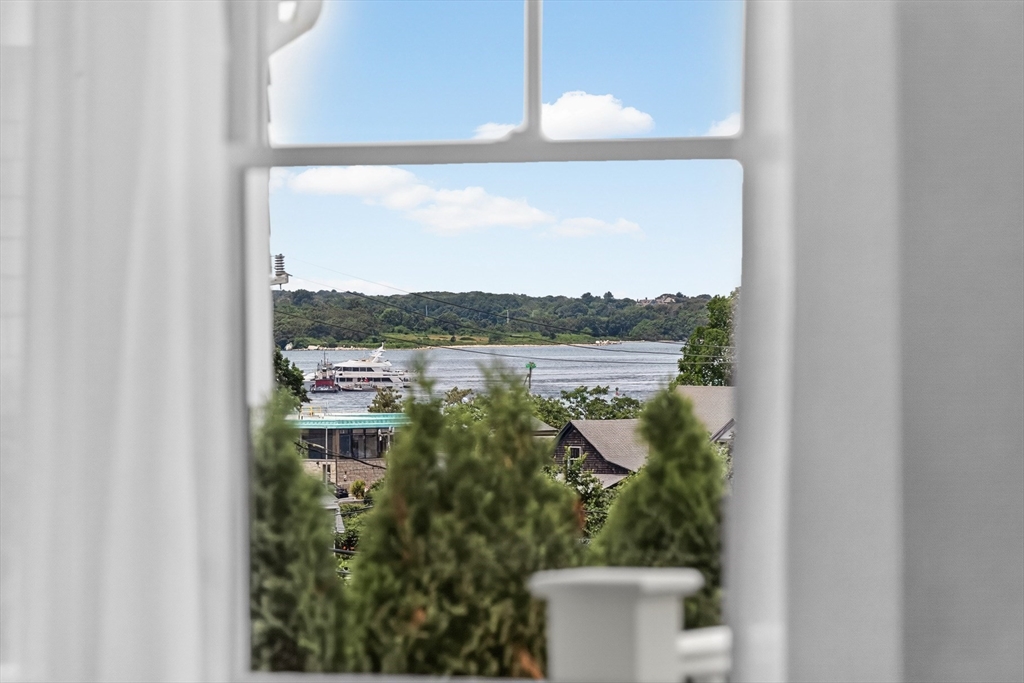 533 Woods Hole Road # B101 Property Photo 4