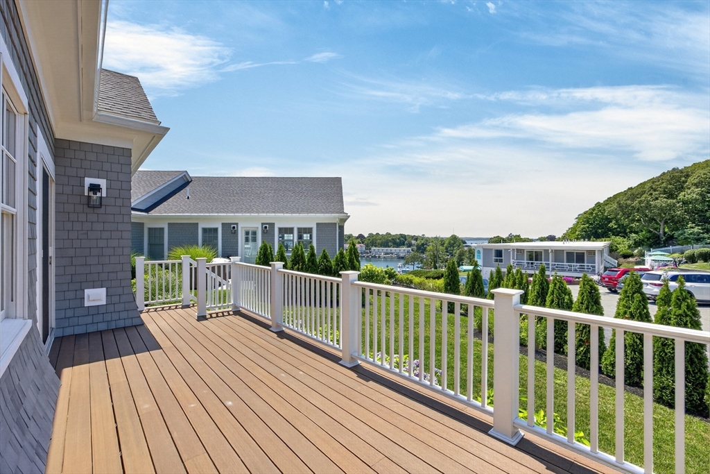 533 Woods Hole Road # B101 Property Photo 5