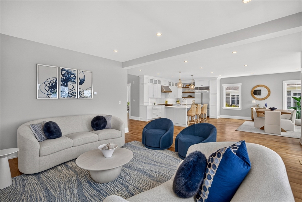 533 Woods Hole Road # B101 Property Photo 12