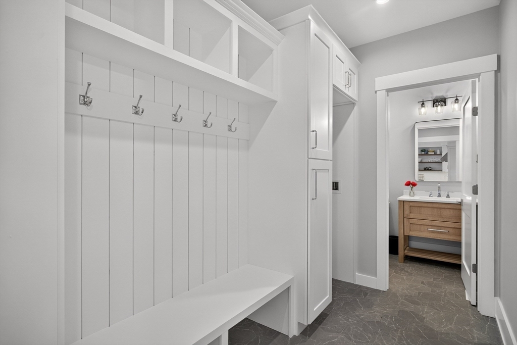 533 Woods Hole Road # B101 Property Photo 13