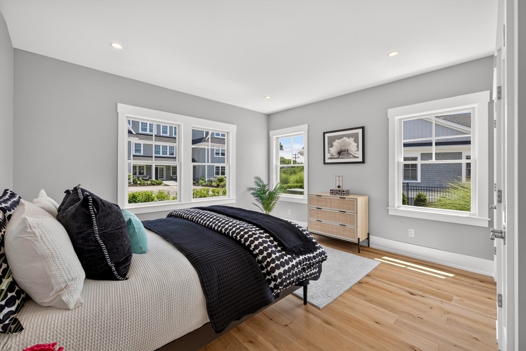 533 Woods Hole Road # B101 Property Photo 16