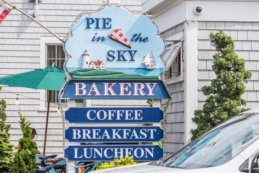 533 Woods Hole Road # B101 Property Photo 35