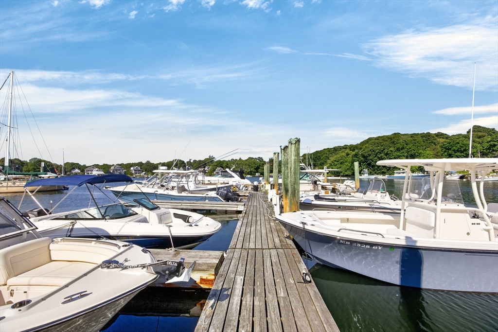 533 Woods Hole Road # B101 Property Photo 41