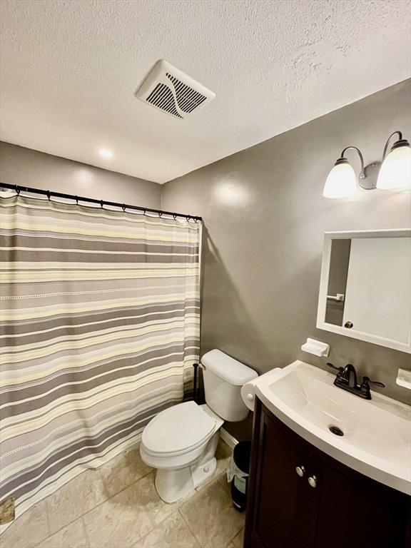 477 Clark St Property Photo 13