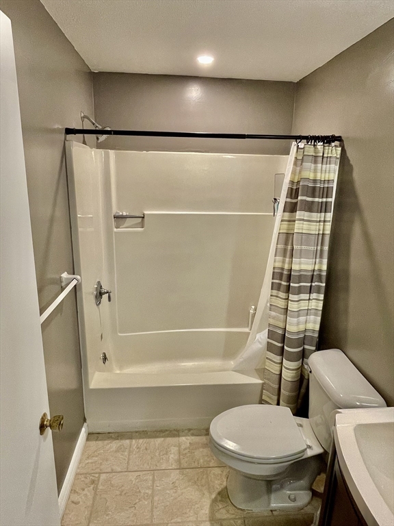 477 Clark St Property Photo 15