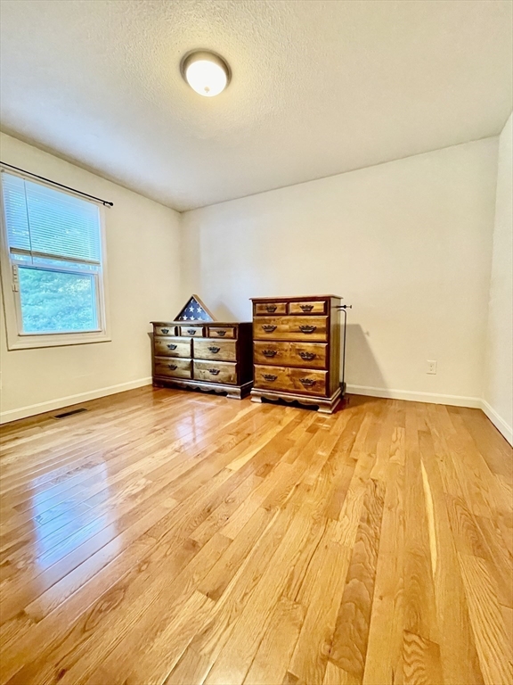 477 Clark St Property Photo 19