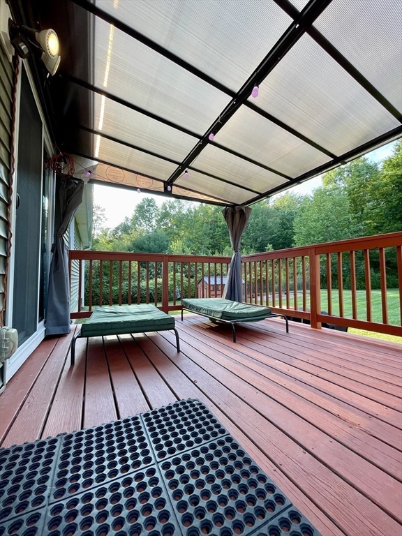 477 Clark St Property Photo 24