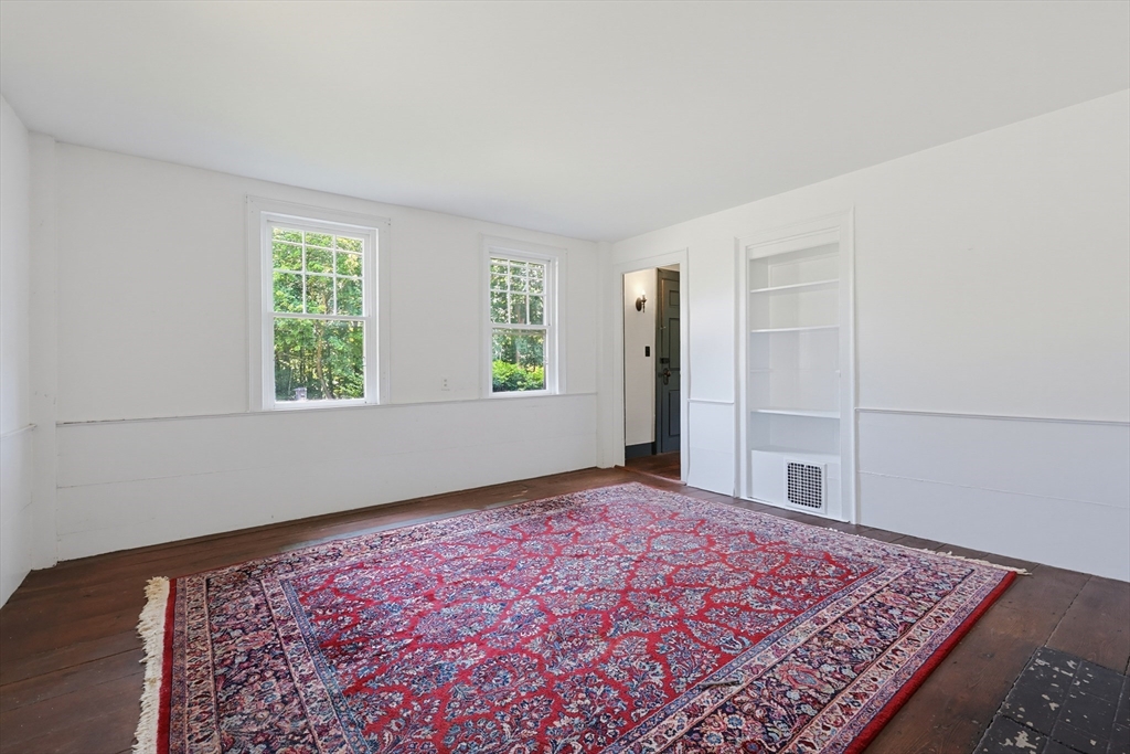 430 Franklin St. Property Photo 7