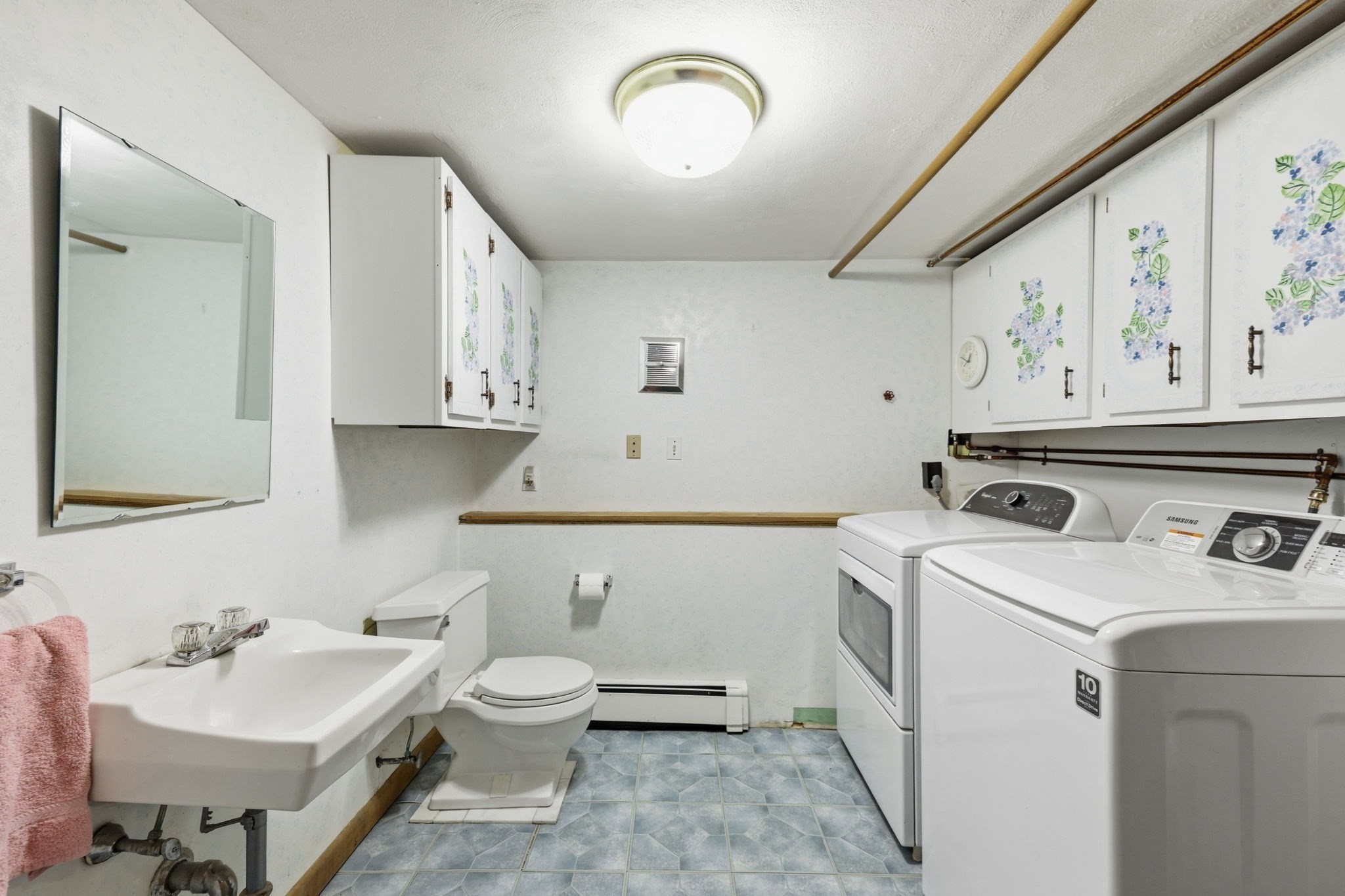 47 Collins Rd Property Photo 25