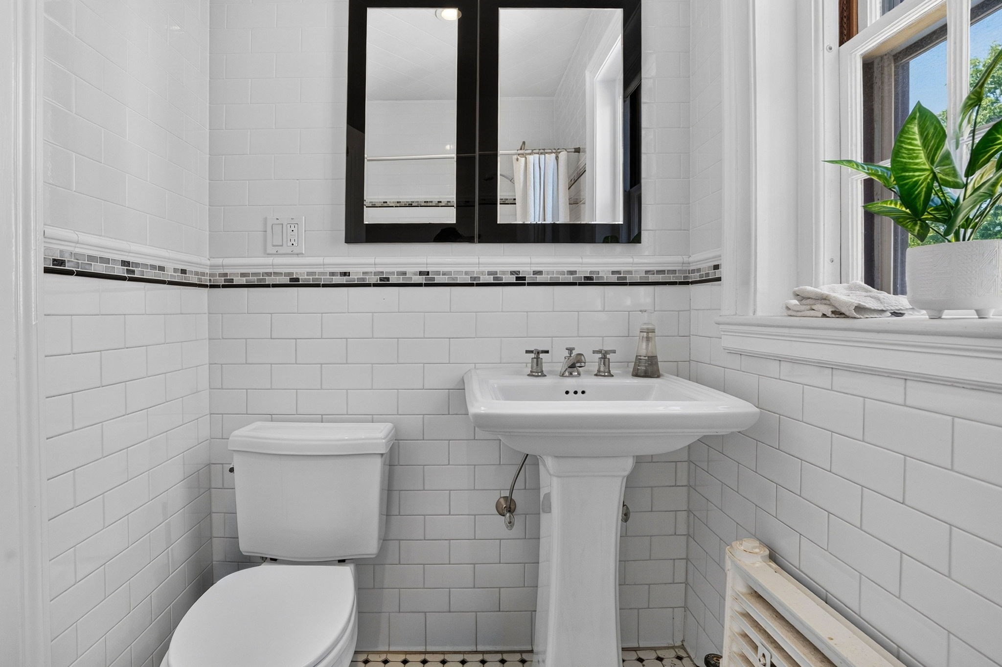 56 Concord # 27 Property Photo 11