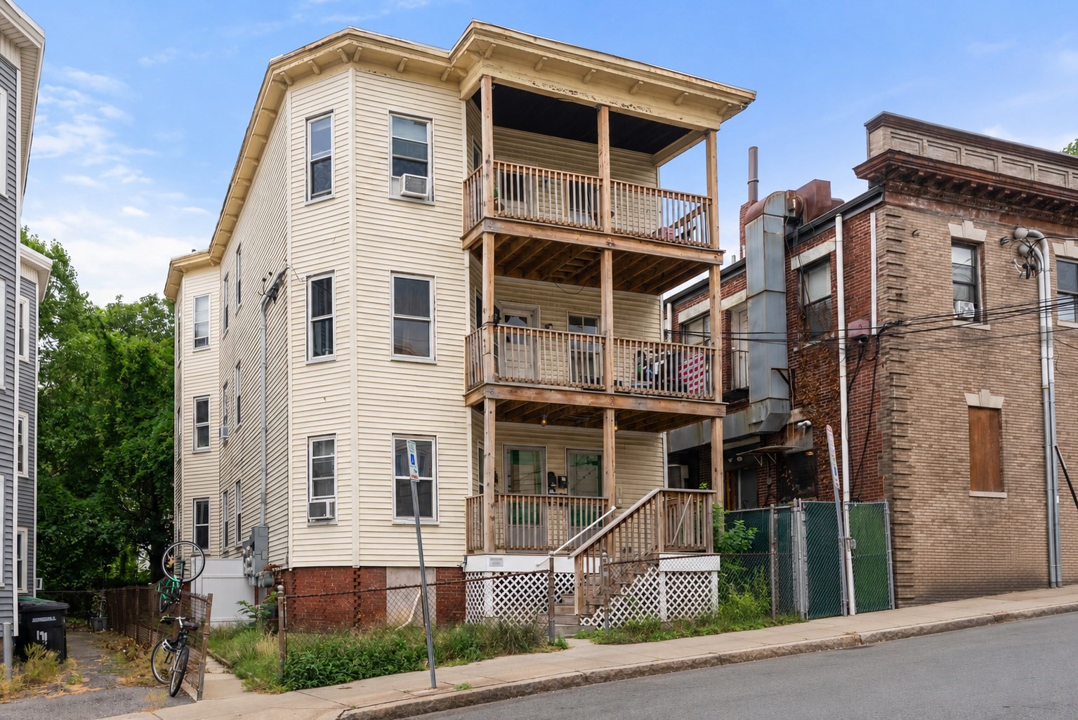185-187 Lowell Street Property Photo 1