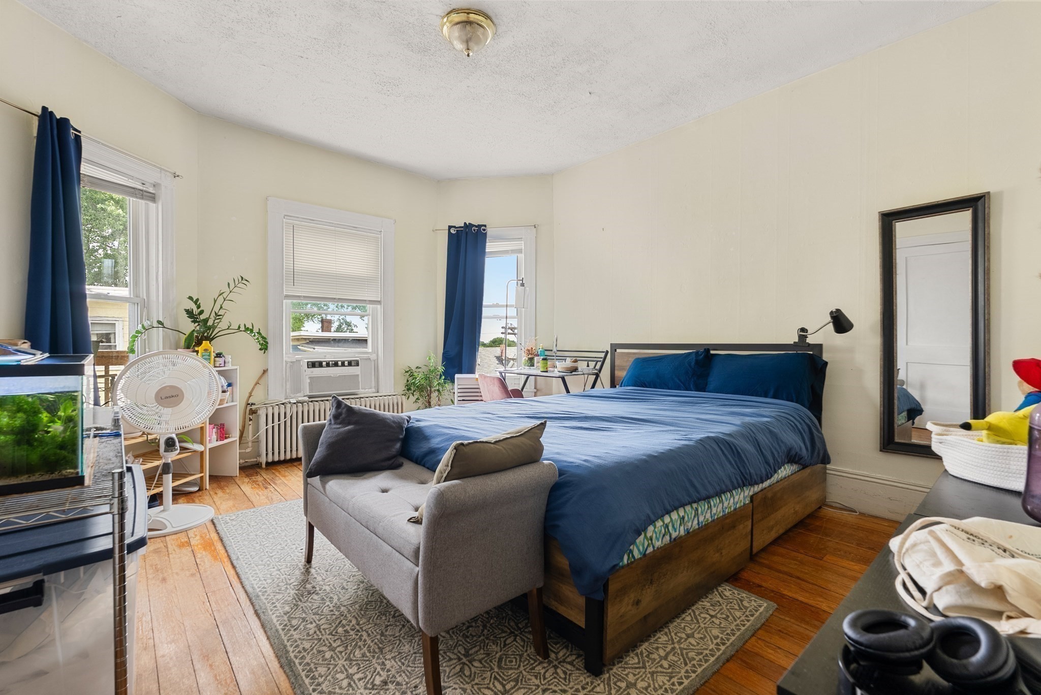 185-187 Lowell Street Property Photo 8