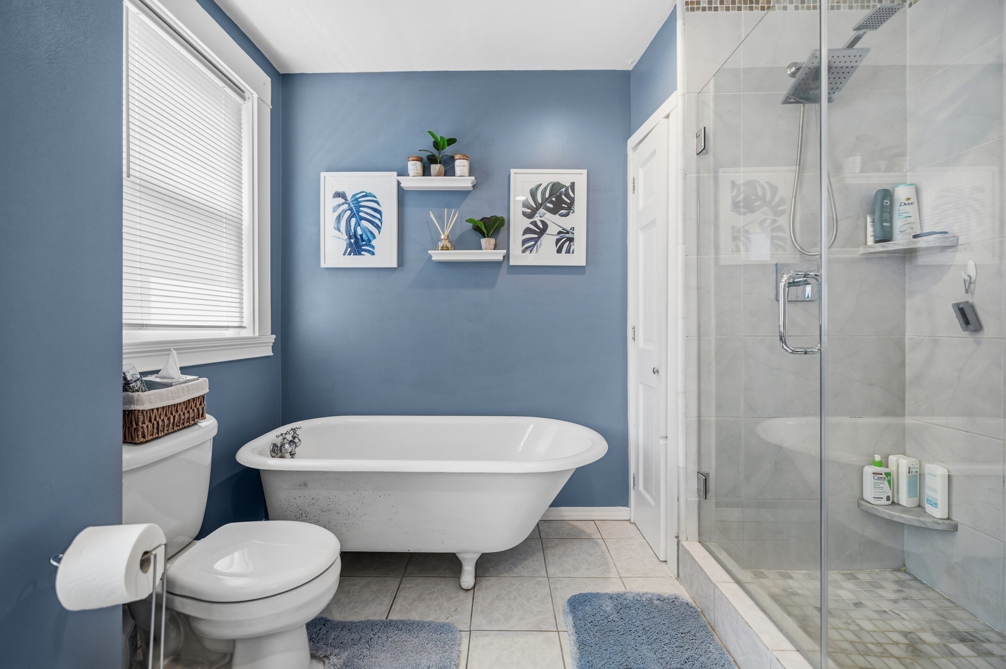 109 Stephen St Property Photo 8