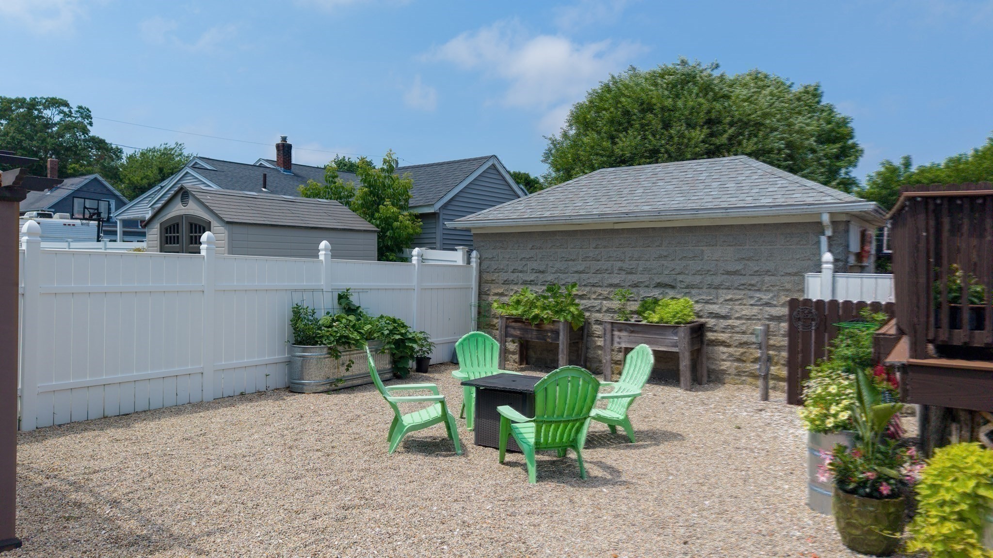 109 Stephen St Property Photo 30