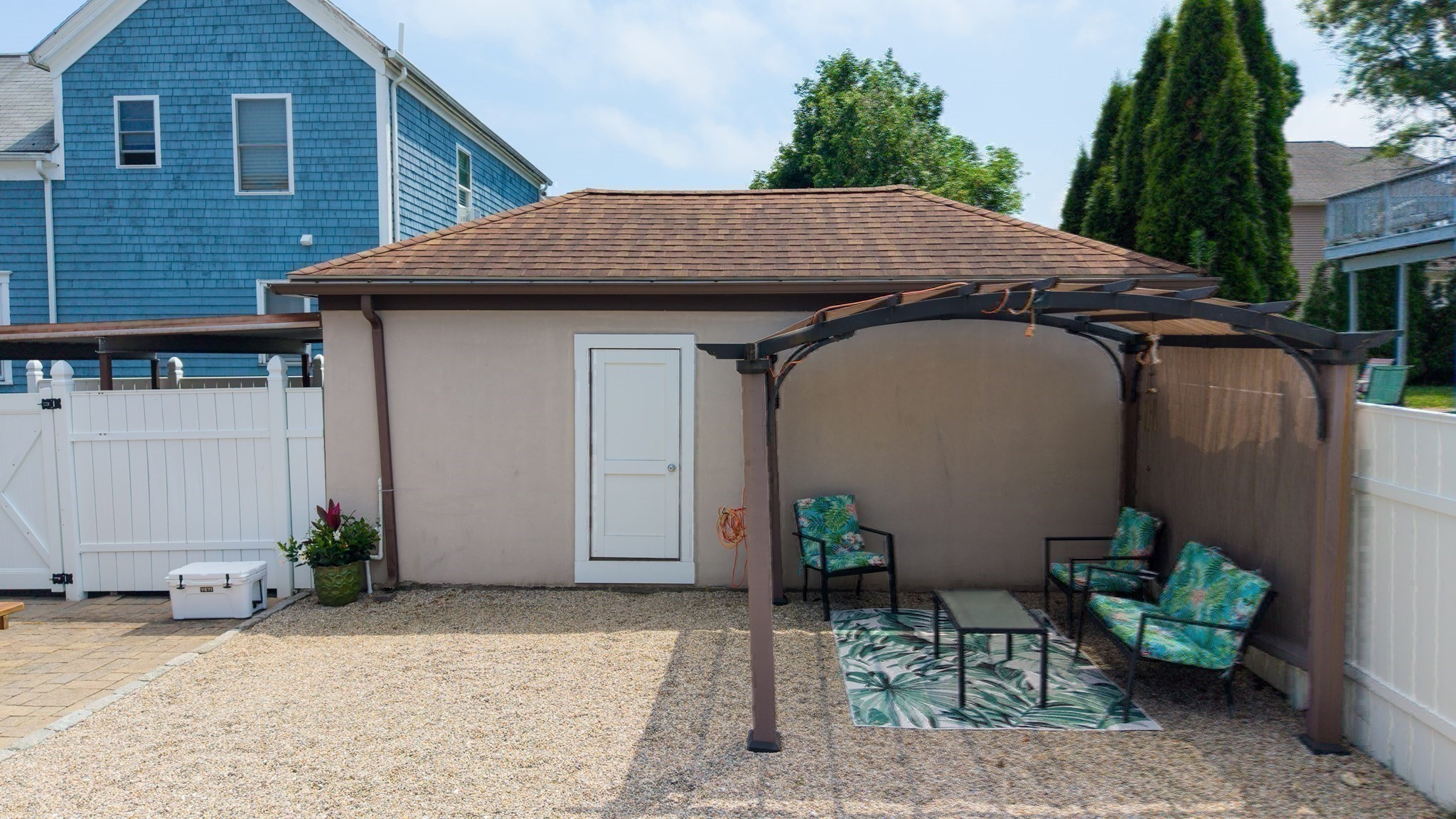 109 Stephen St Property Photo 31