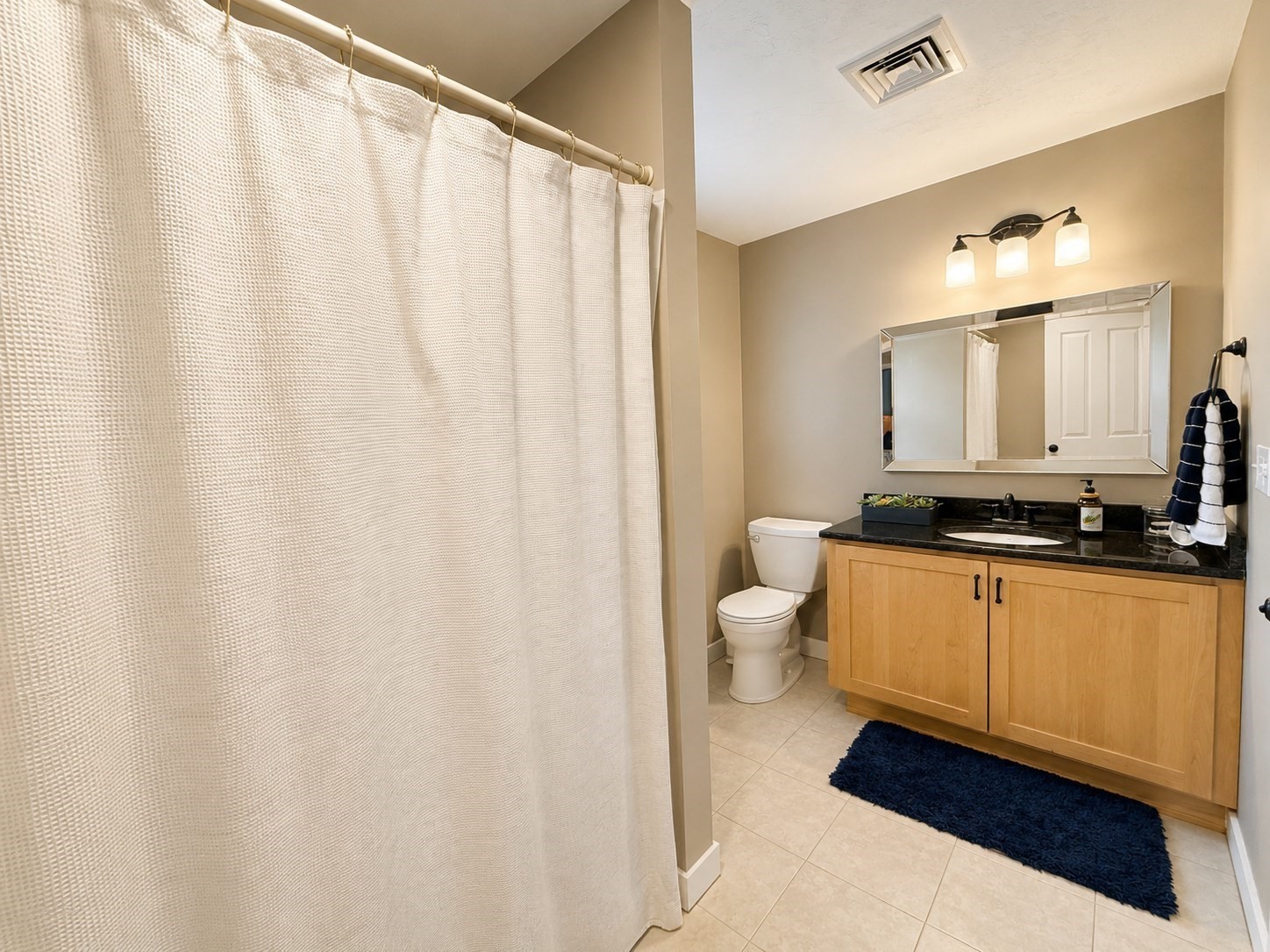 24 Beach St Property Photo 15