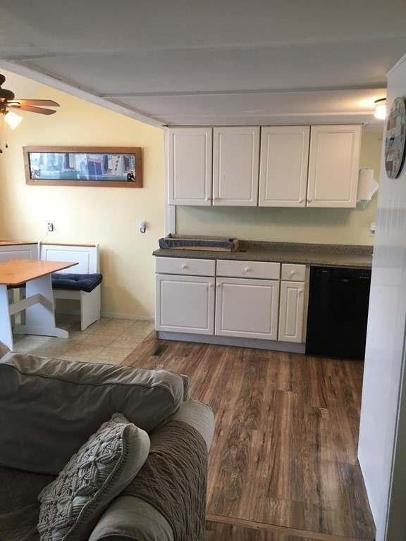97 Marginal St (winter Rental) Property Photo 2