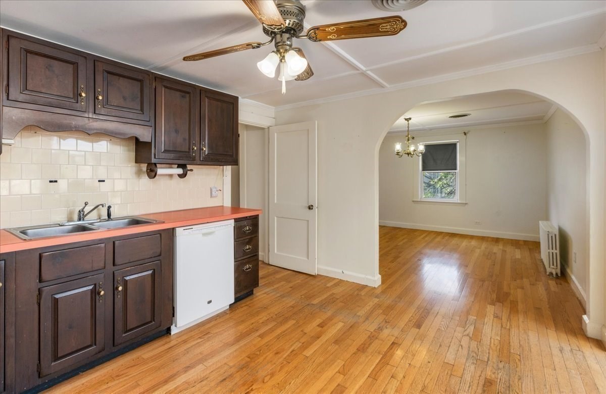 8 Luzitania Ave Property Photo 11