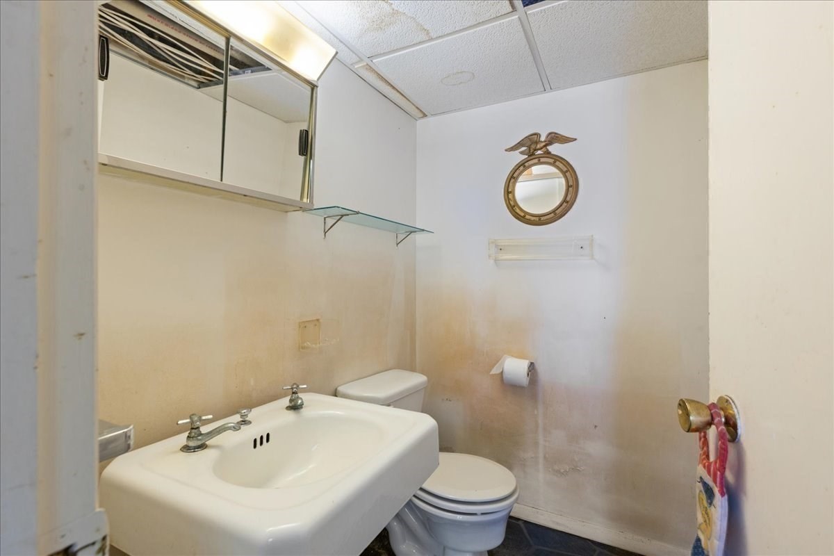 8 Luzitania Ave Property Photo 22