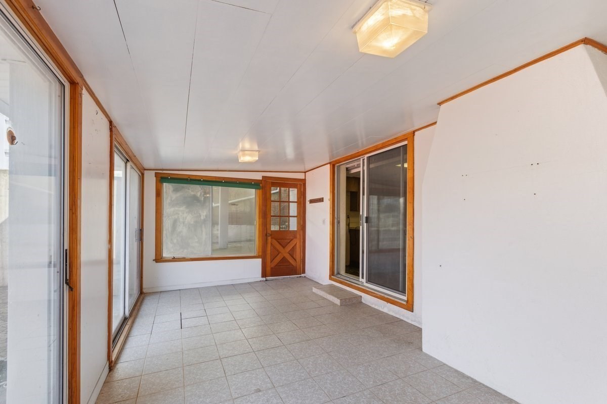 8 Luzitania Ave Property Photo 24