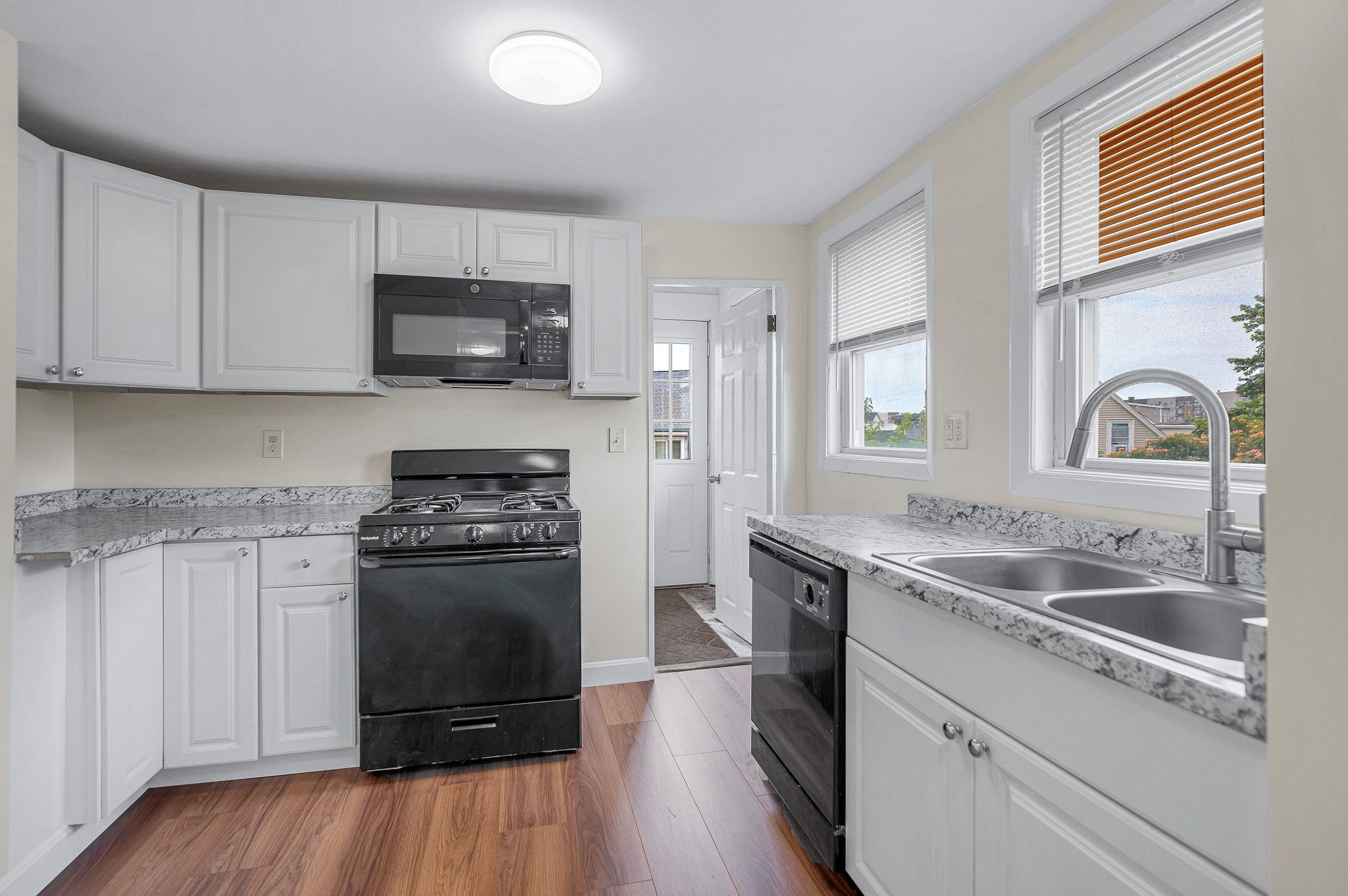 67 Neponset St Property Photo 16